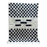 Handmade decorated Berber rug 250cm x 150cm