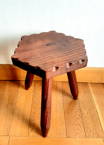 Brutalist tripod stool feet pencils