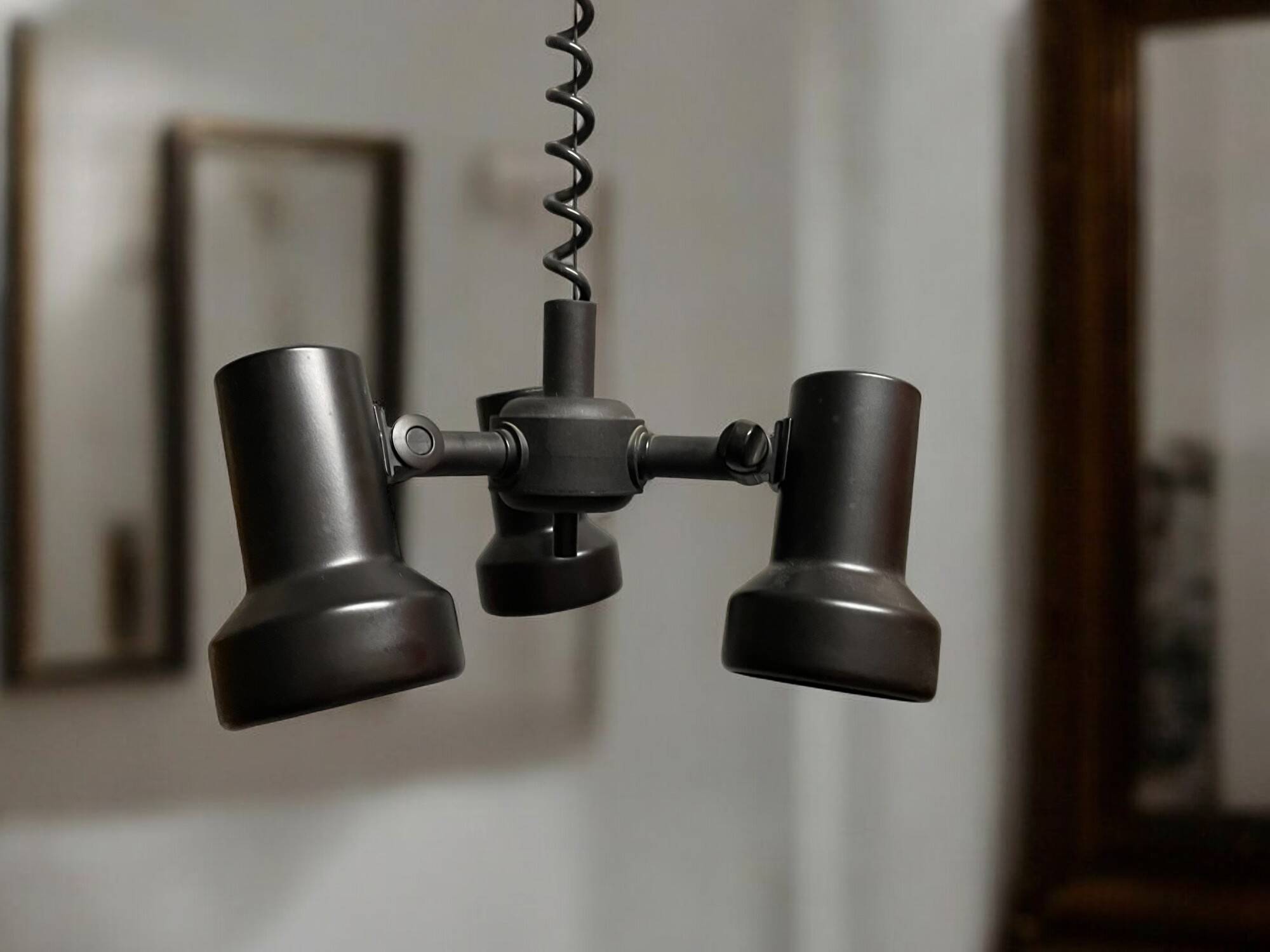 Industrial retractable adjustable 3 spot light  chandelier