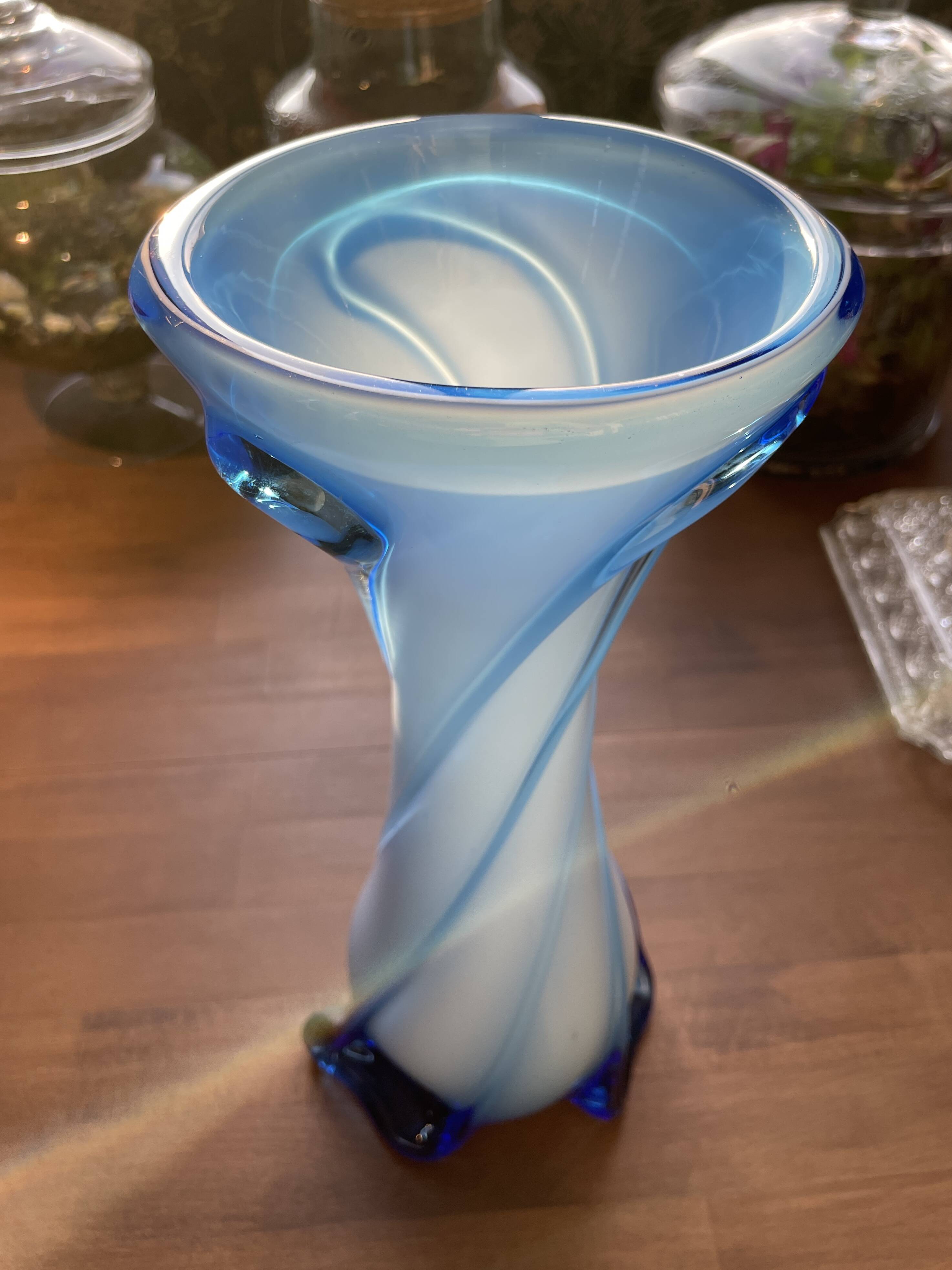 Large twisted blue vase made of Empoli glass, Tuscany, Florence (1950, Italy)
