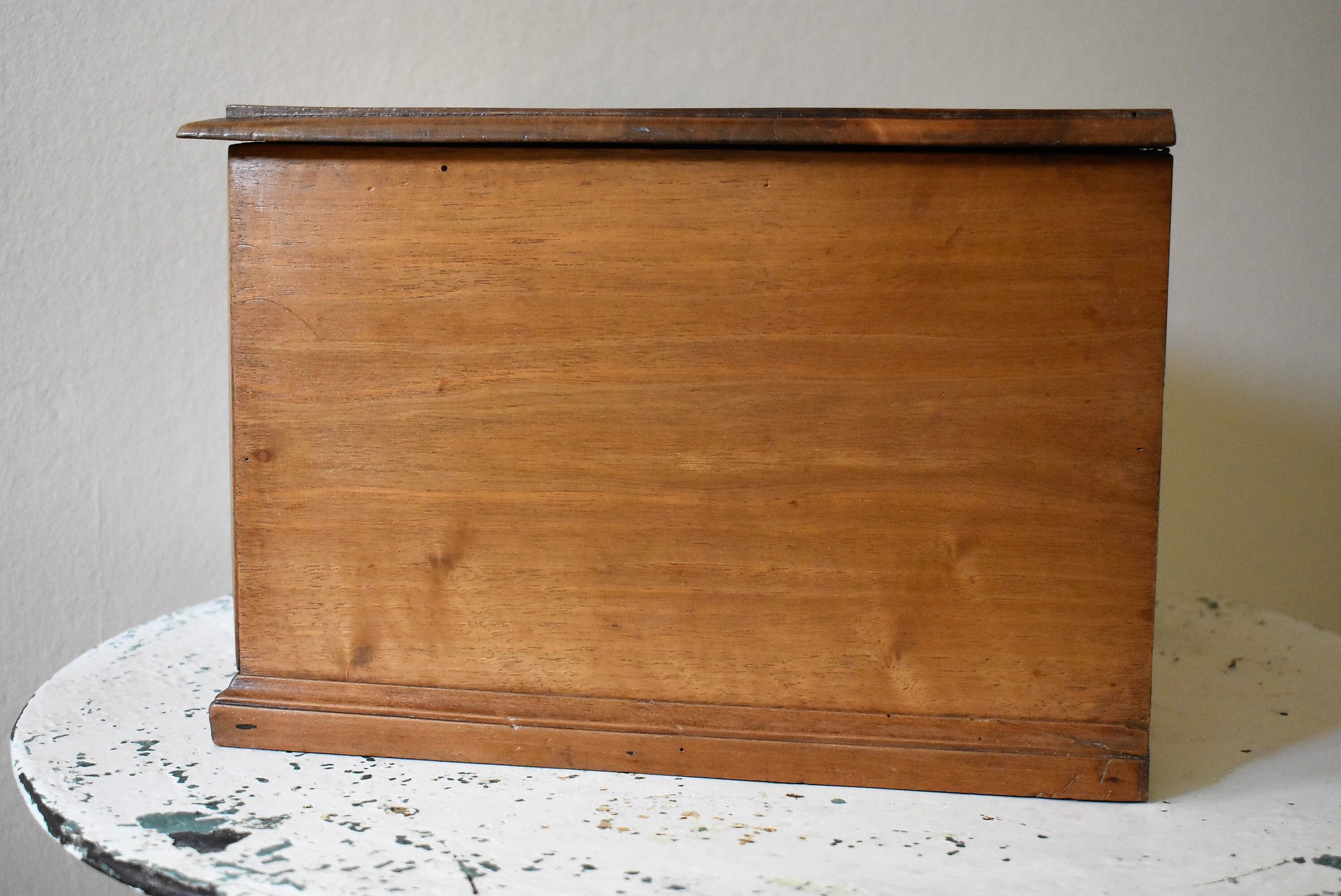 Small furniture 2 drawers wooden