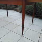 Scandinavian table
