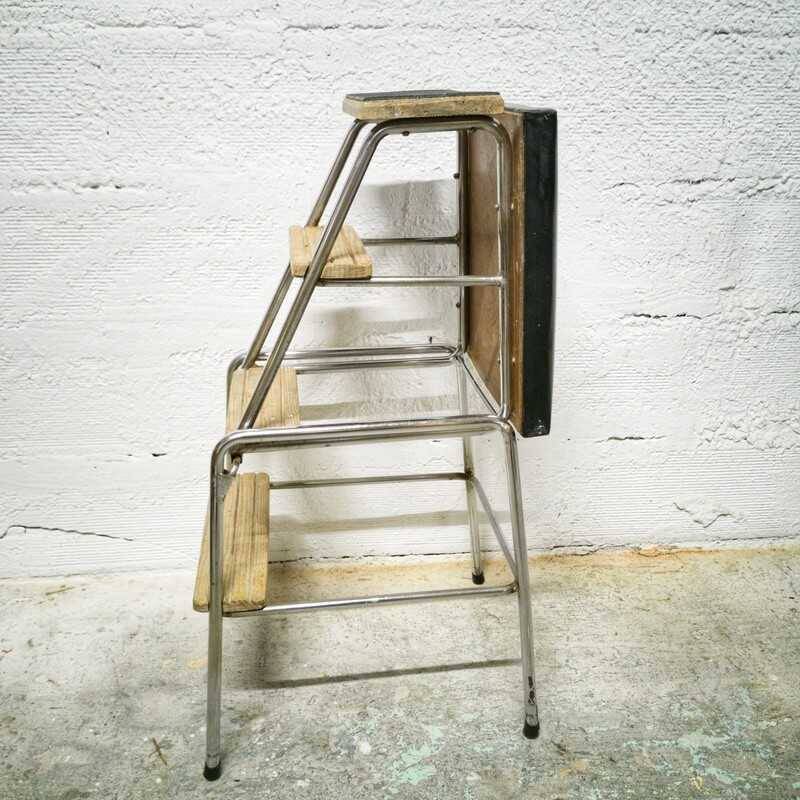 Folding step stool