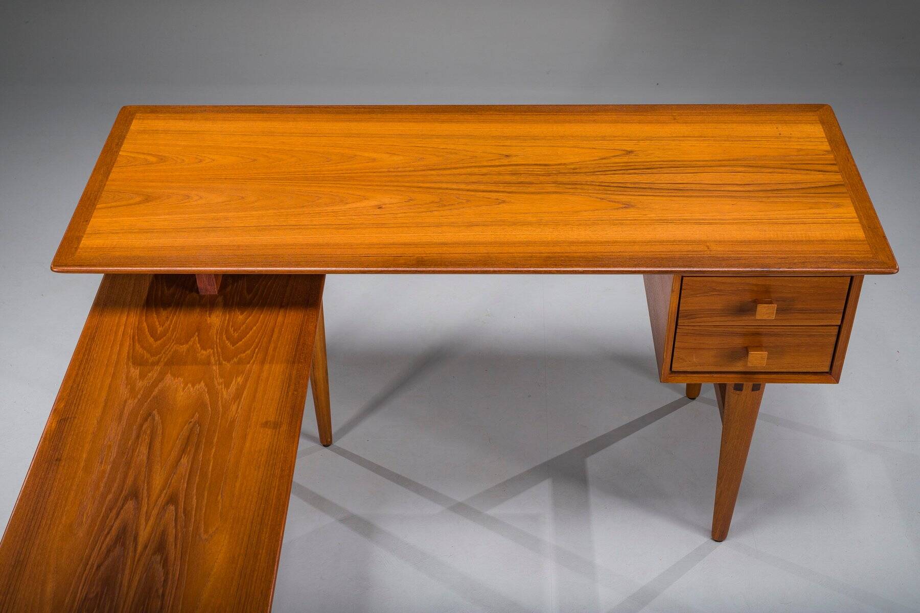 Bureau en teck en L de style mid-century moderne, années 1970