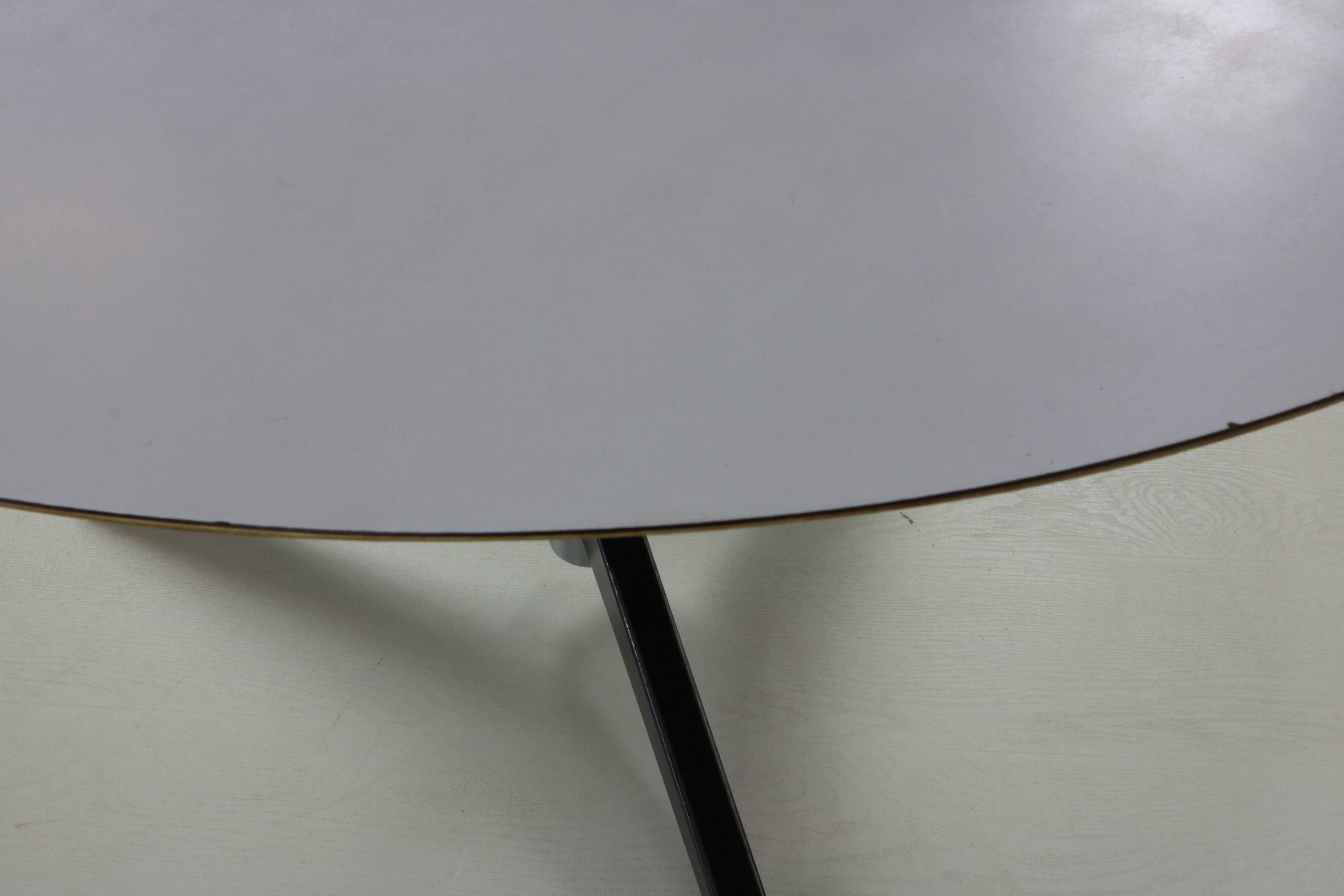 Sixties design round dining table by Martin Visser