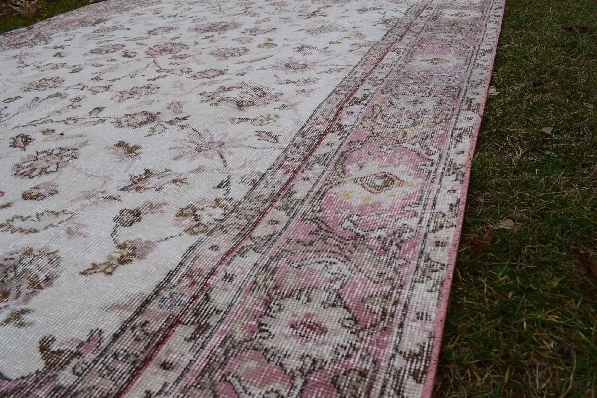 Vintage Turkish Oushak rug 195x305 cm