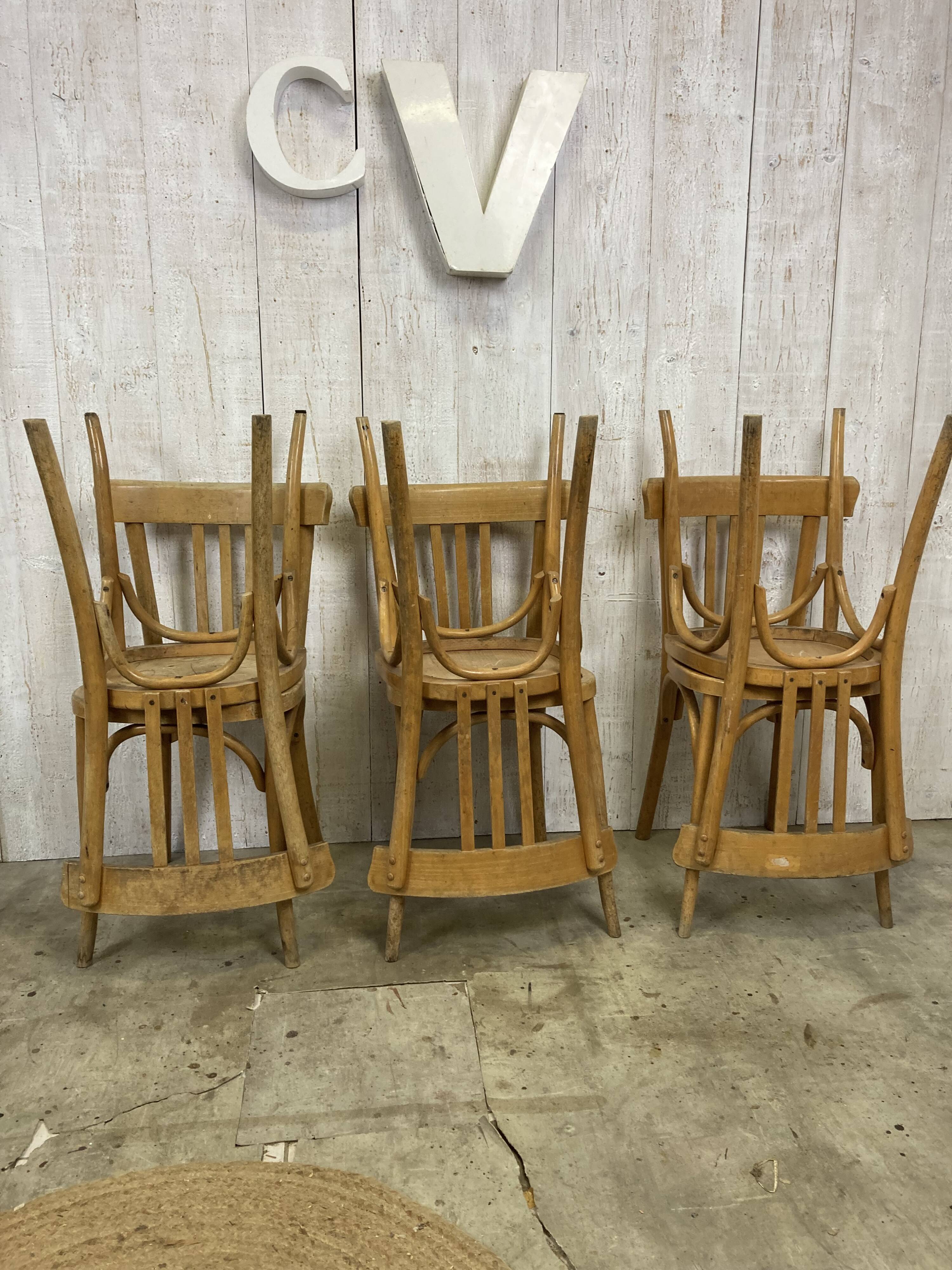 Série de 6 chaises bistrot en bois courbé