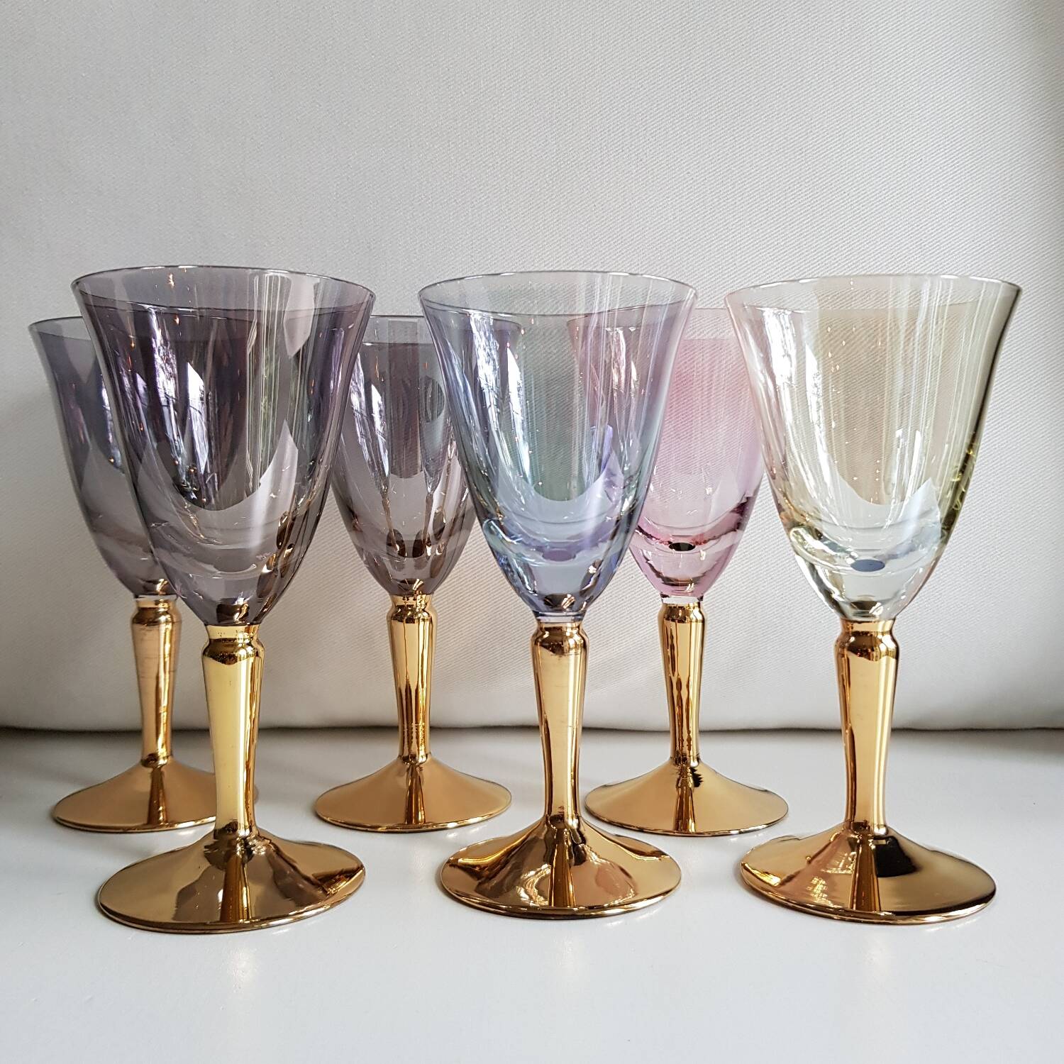 Ensemble de 6 verres à vin à tige en or irisé arlequin du milieu du siècle