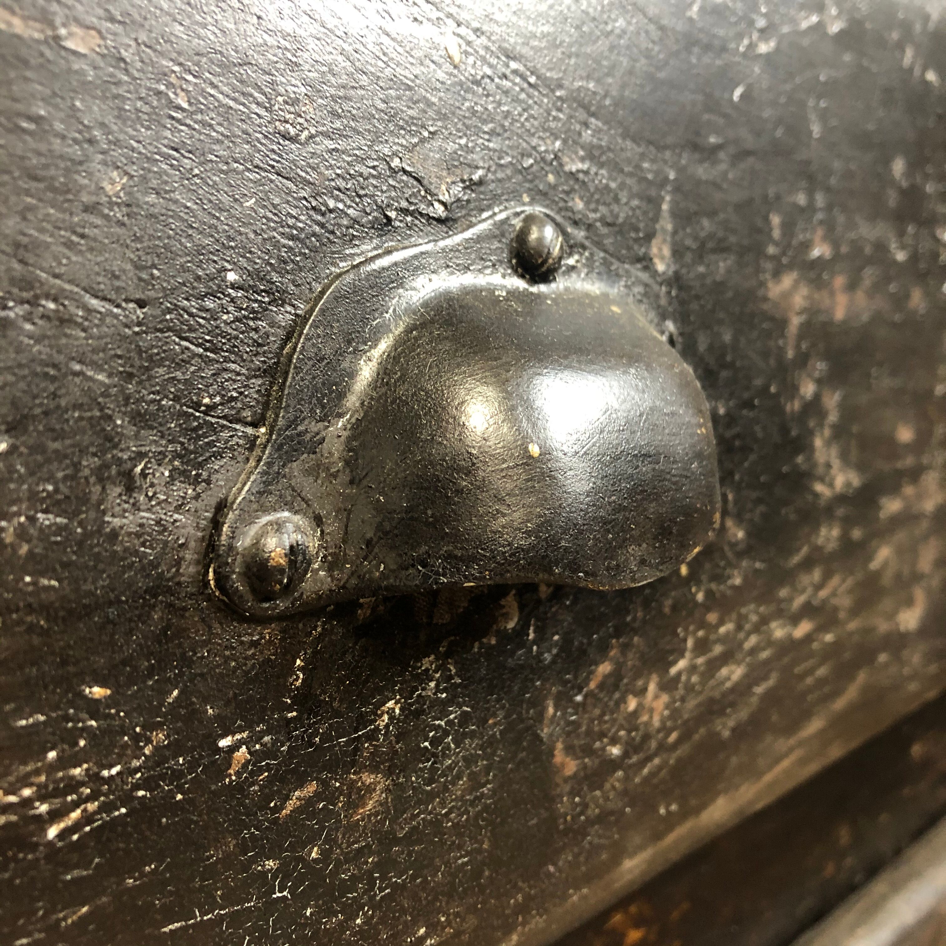 Former wooden workshop dresser, black patina