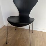 Office chair / Series 7 (3107) / Arne Jacobsen / Fritz Hansen