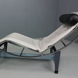 White leather LC4 chaise longue by Le Corbusier for Cassina, 1960s