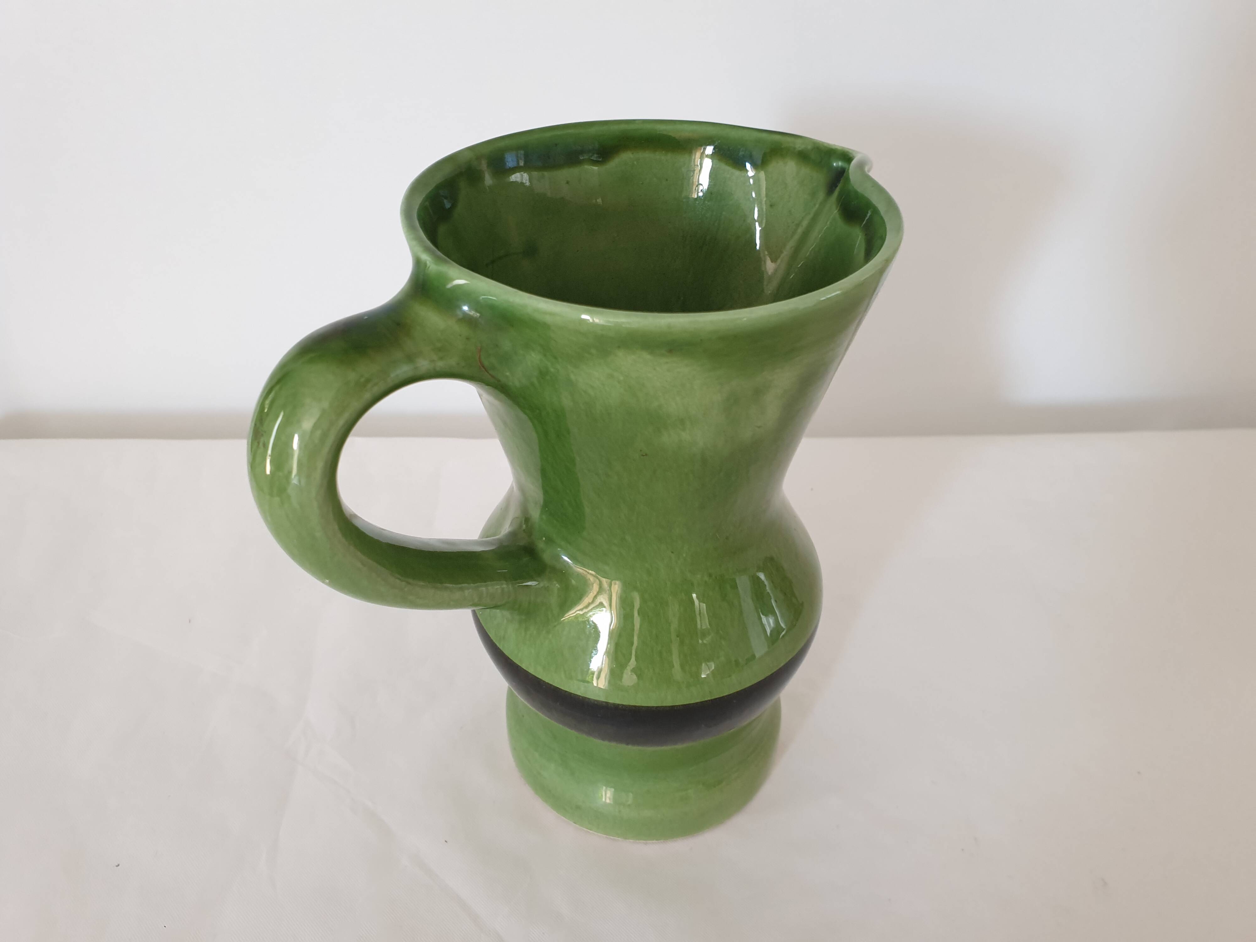 Green ceramic pitcher signed Longchamp - height 18.5cm