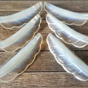 Opalescent glass leaf knife holder