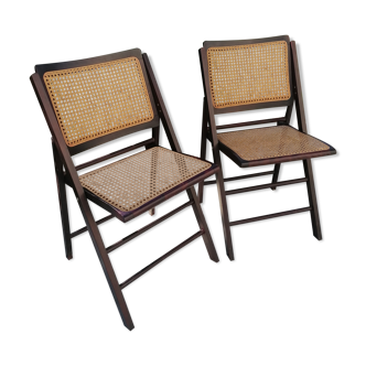 folding chairs canned