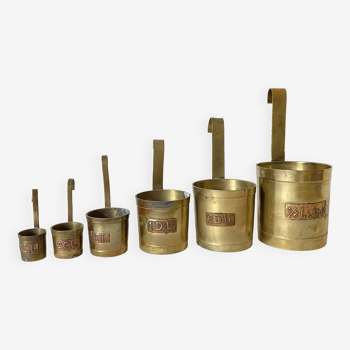 Brass and copper measures, 6 sizes