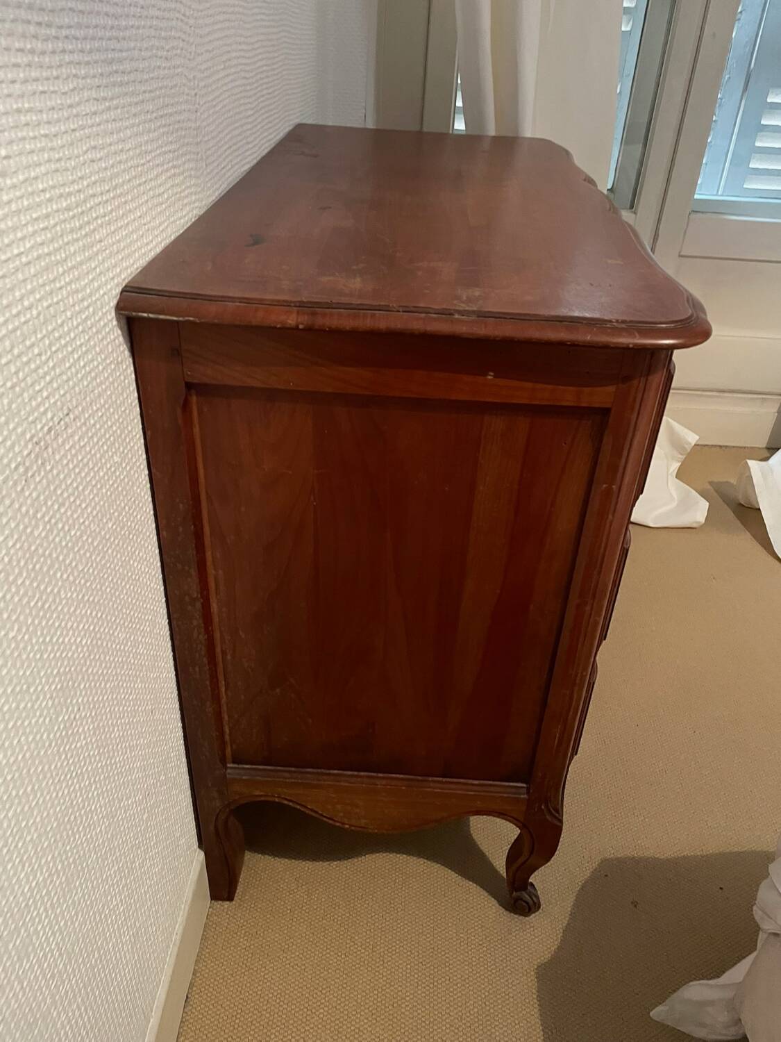 Cherrywood chest of drawers
