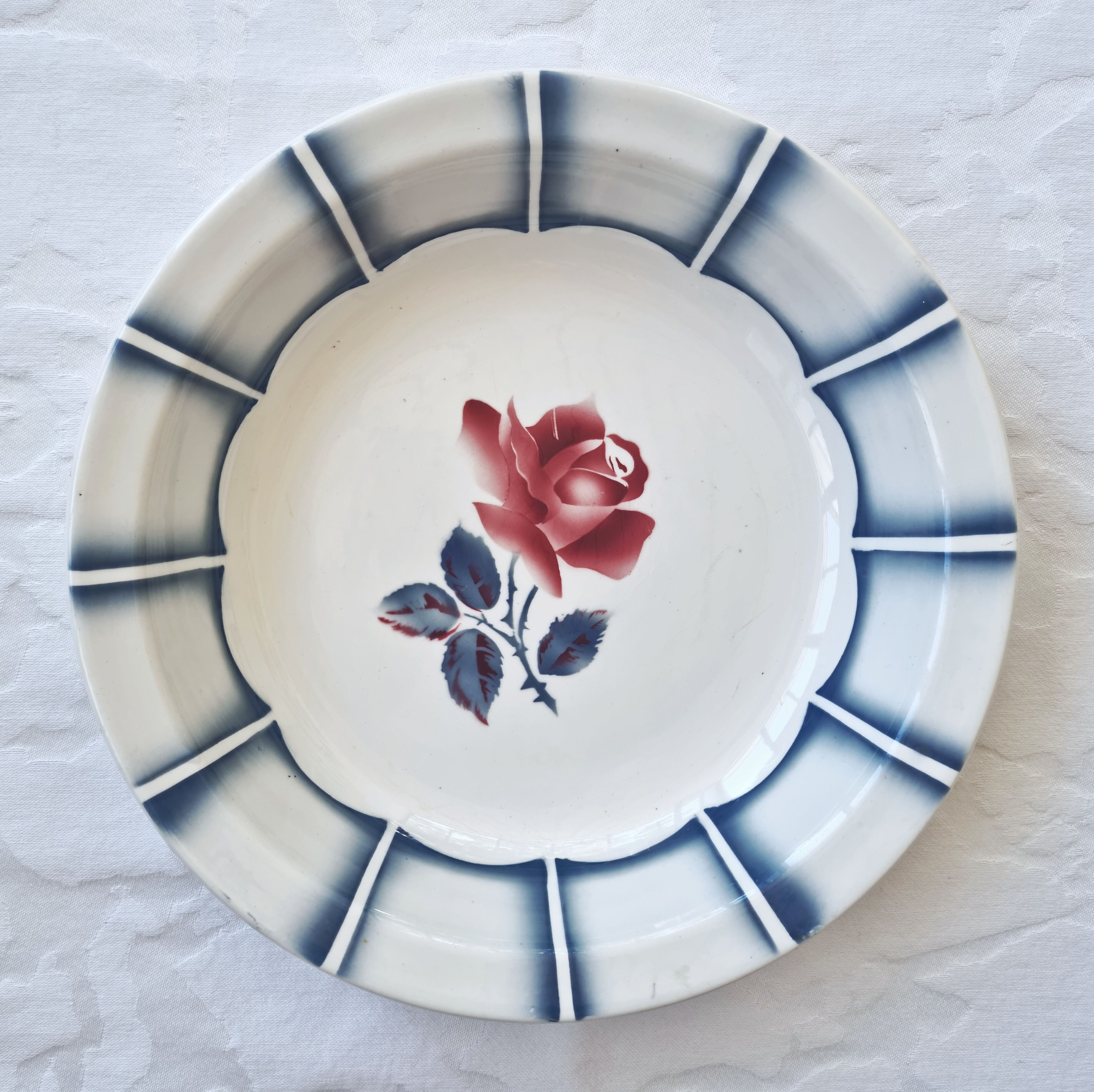 Plat creux Dauphin de Digoin