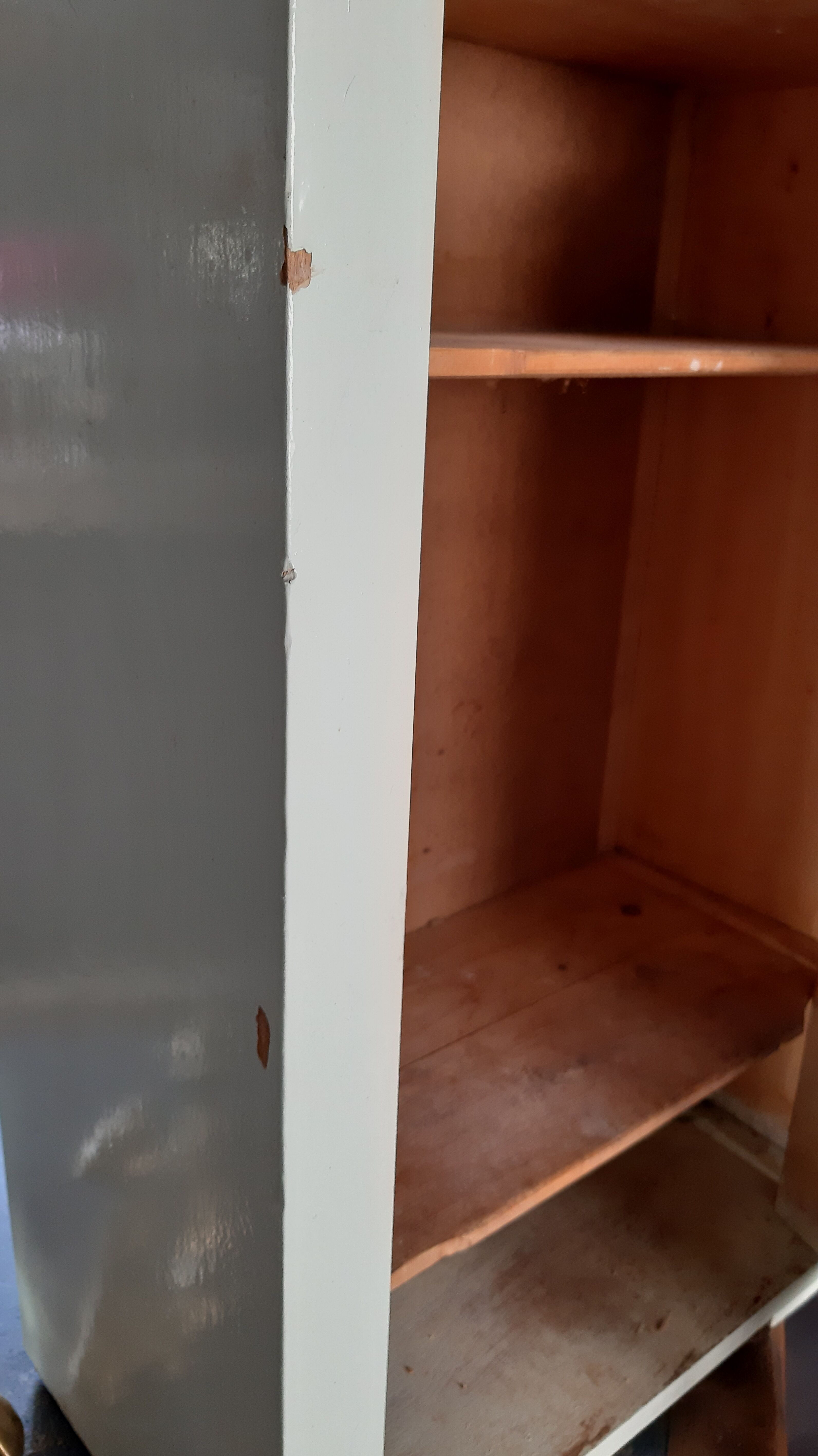 50's mint green medicine cabinet