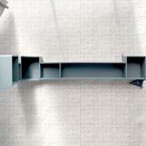 Wall angle surface