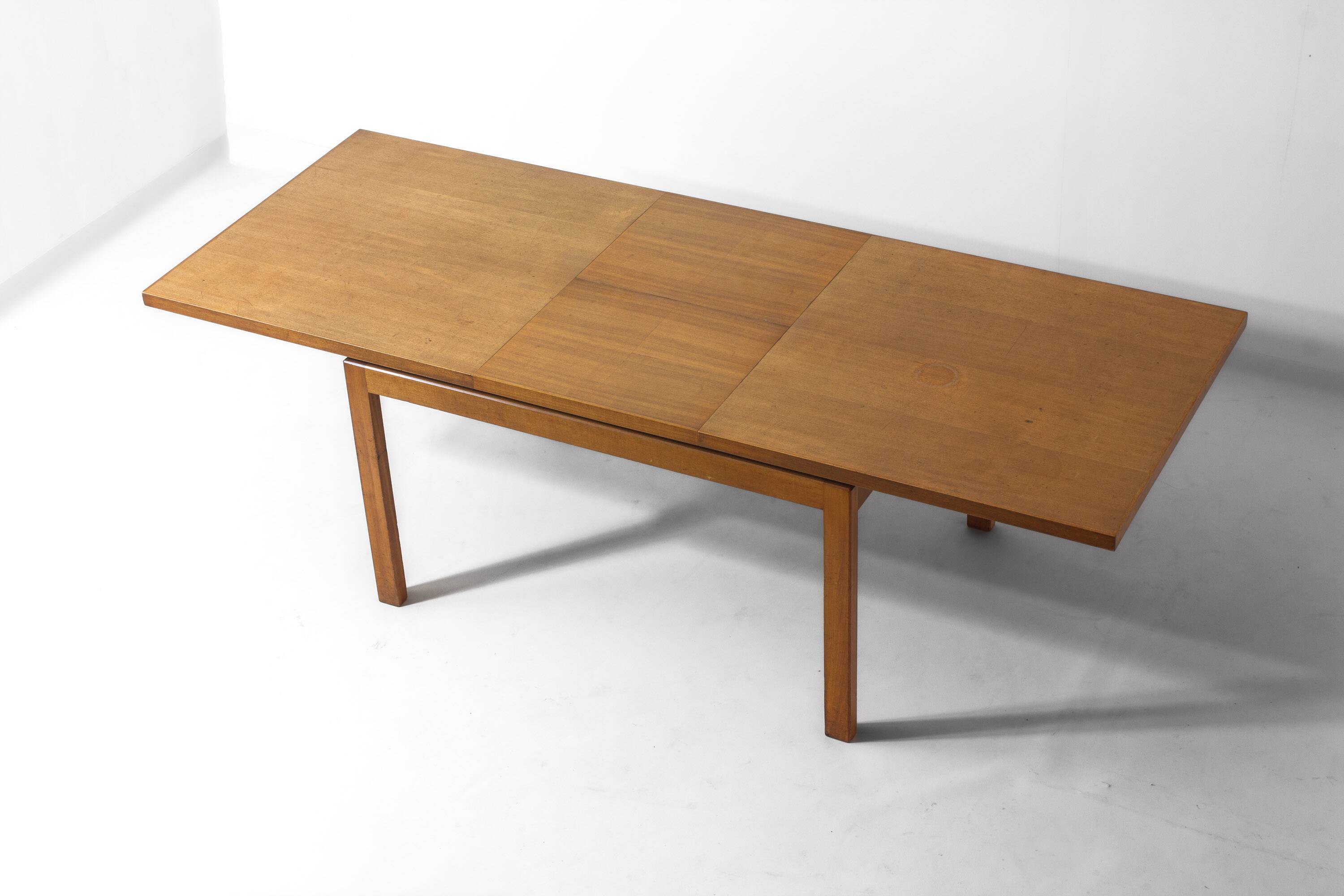 Extendable 'abstracta' dining table in beech by Jos de Mey, Belgium 1960s
