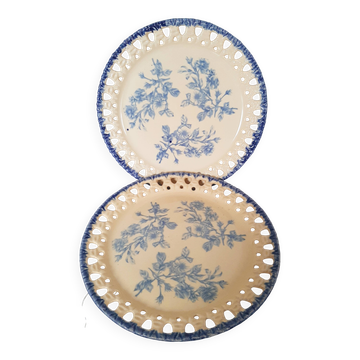 Assiette décoratives ajourées à fleurs bleues