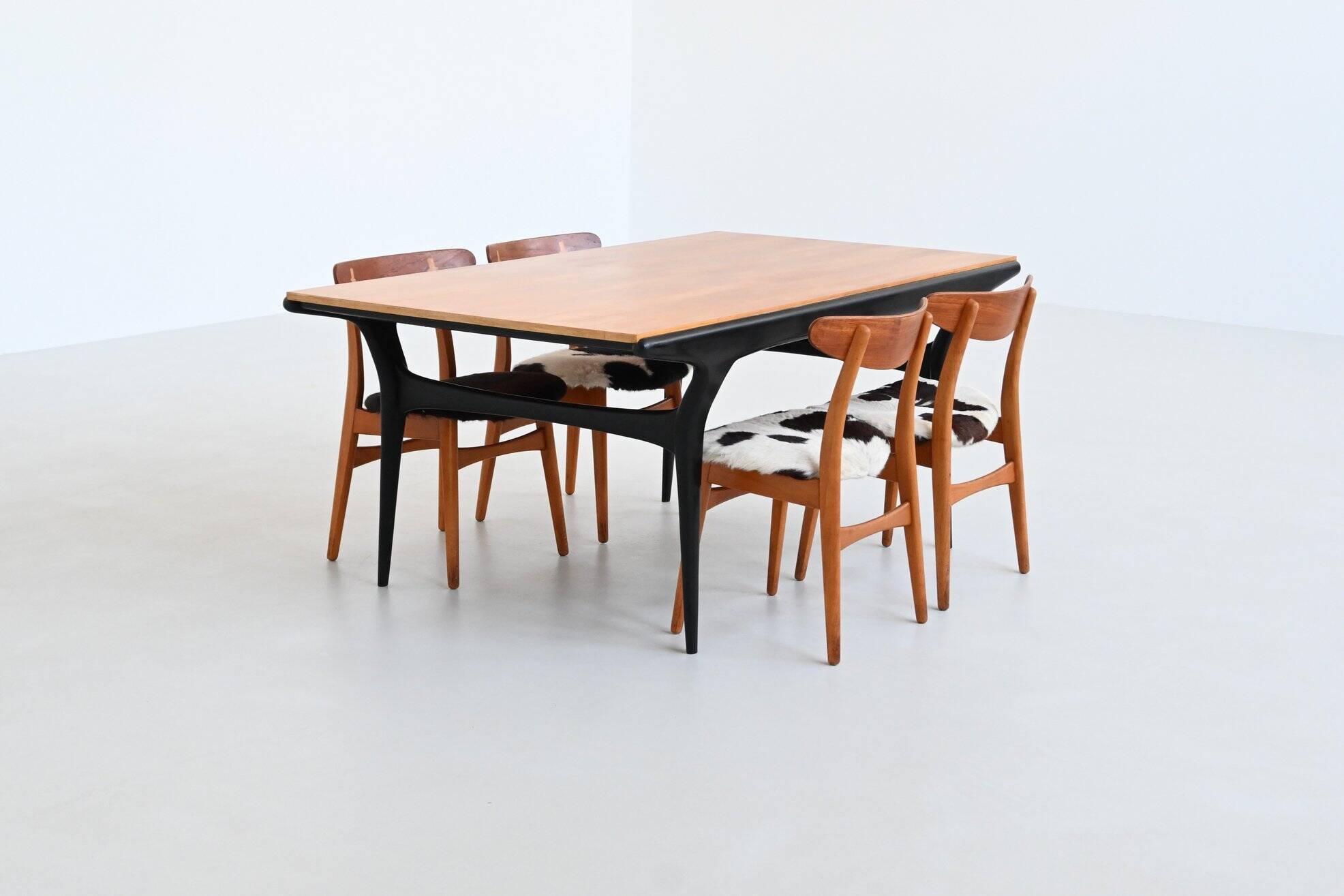 Alfred Hendrickx T4 dining table in beech Belform Belgium 1958