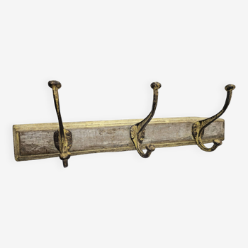 Solid teak coat hook with 3 double cast iron hooks