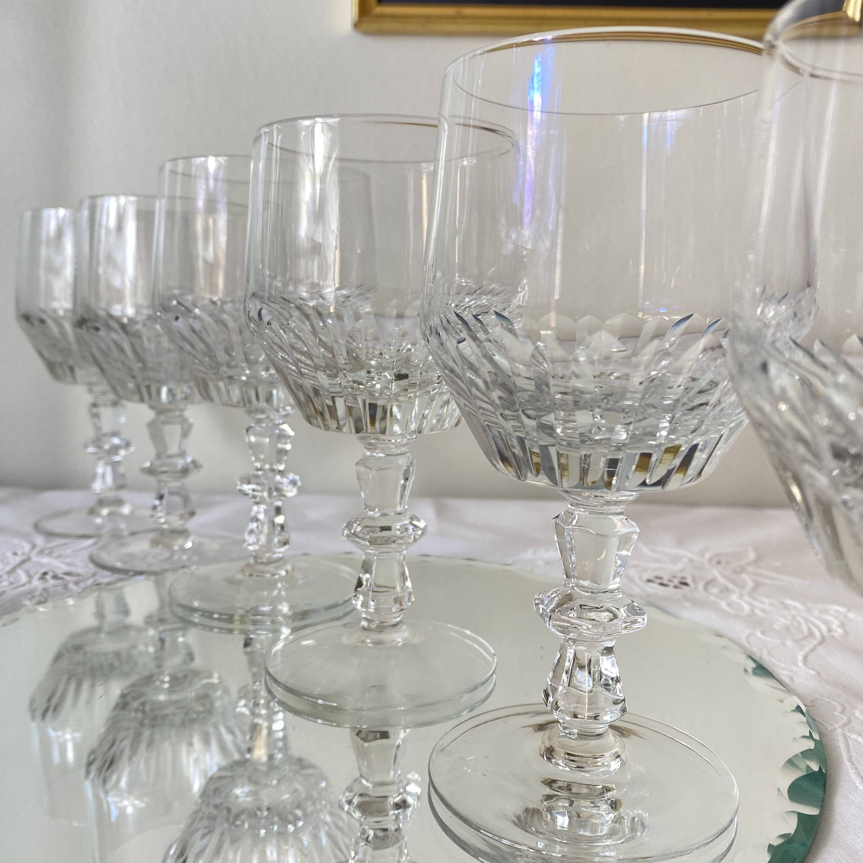 6 verres à pied anciens ciselés verre à vin ou à eau