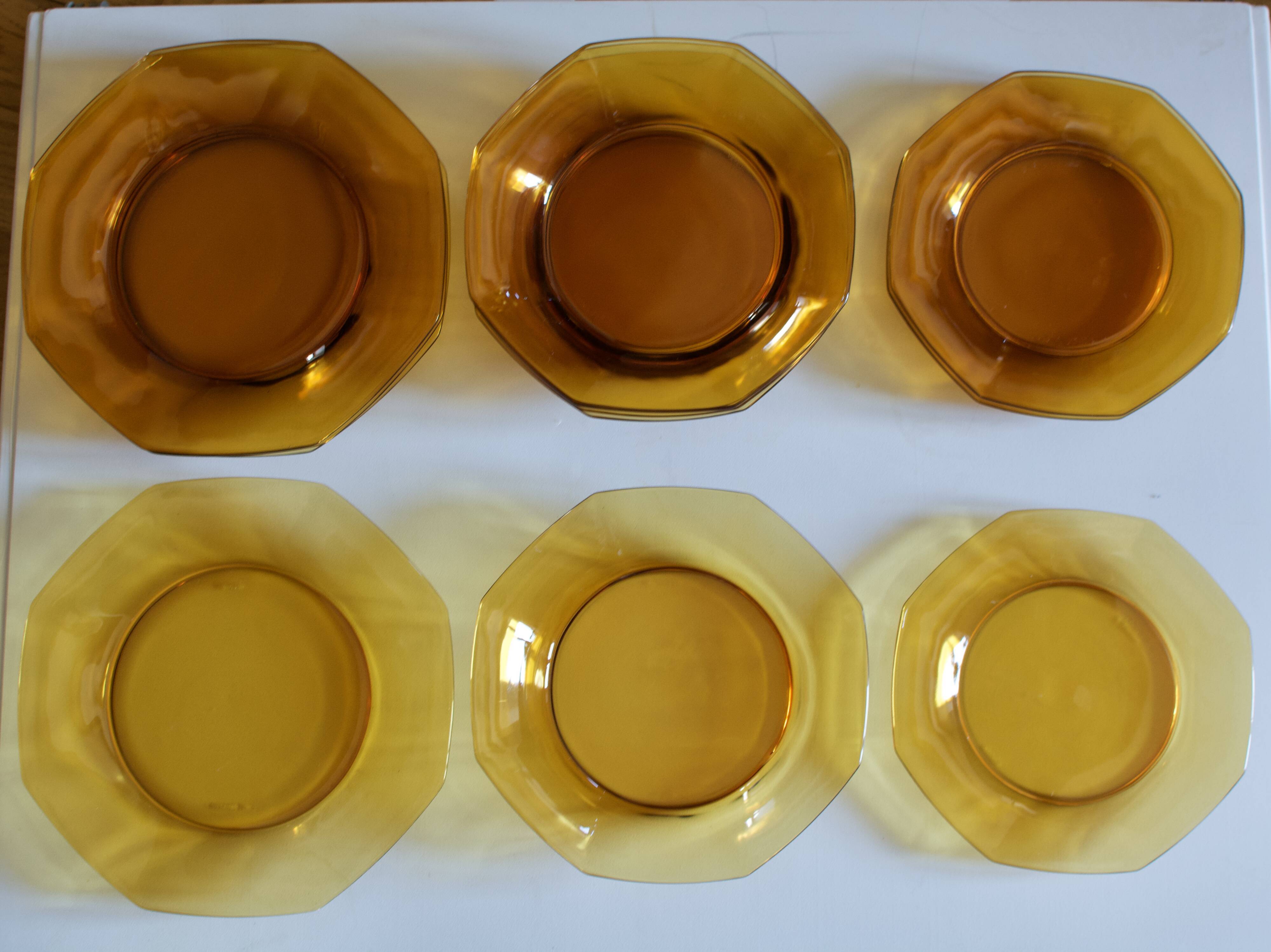 Service de table 4 personnes Verre ambré Vintage