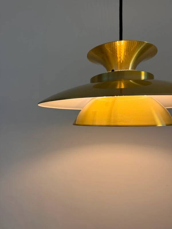 Lampe vintage danoise en or - pendentif multicouche