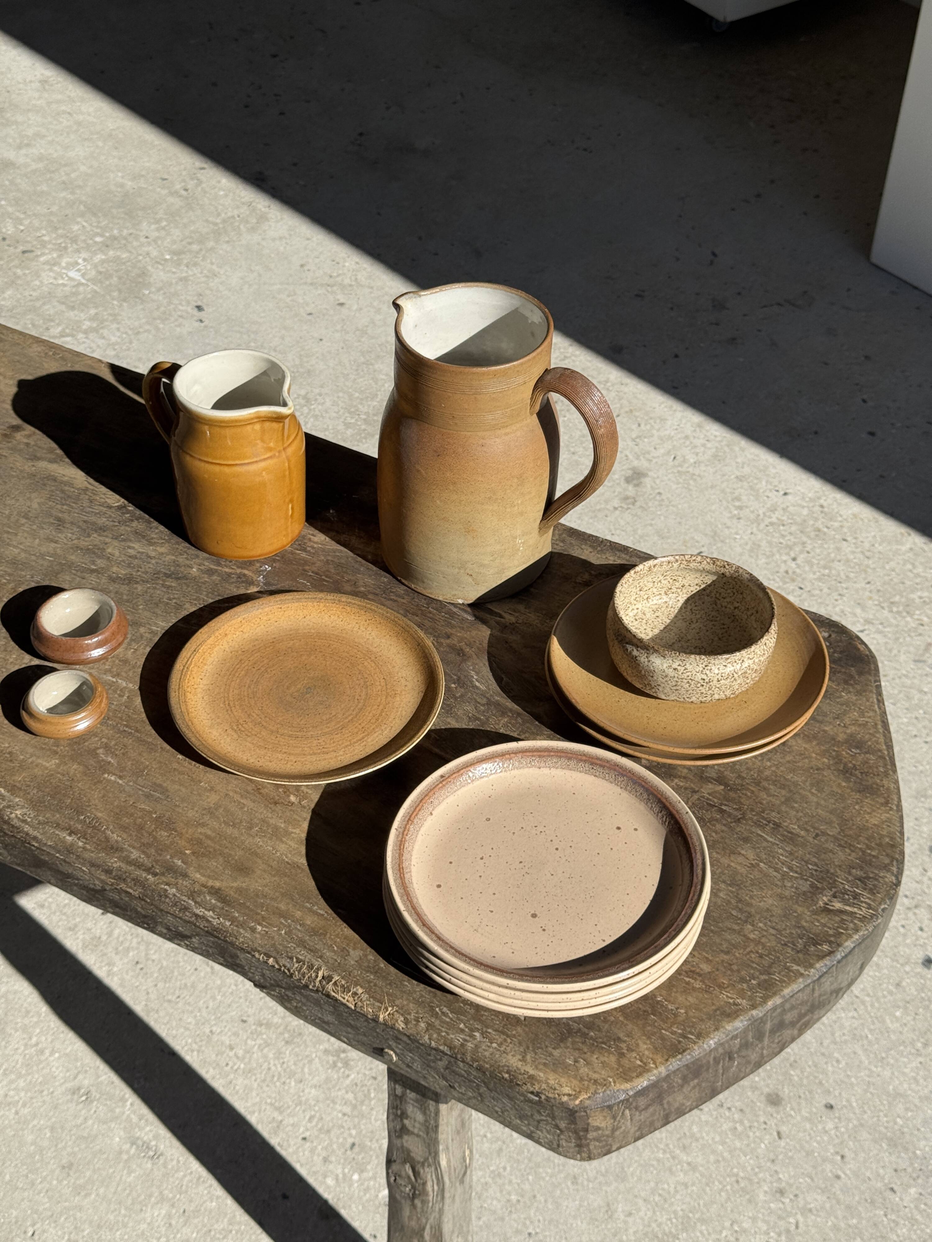 Lot de 4 assiettes à dessert en grès beige liseré brun Sarreguemines grès