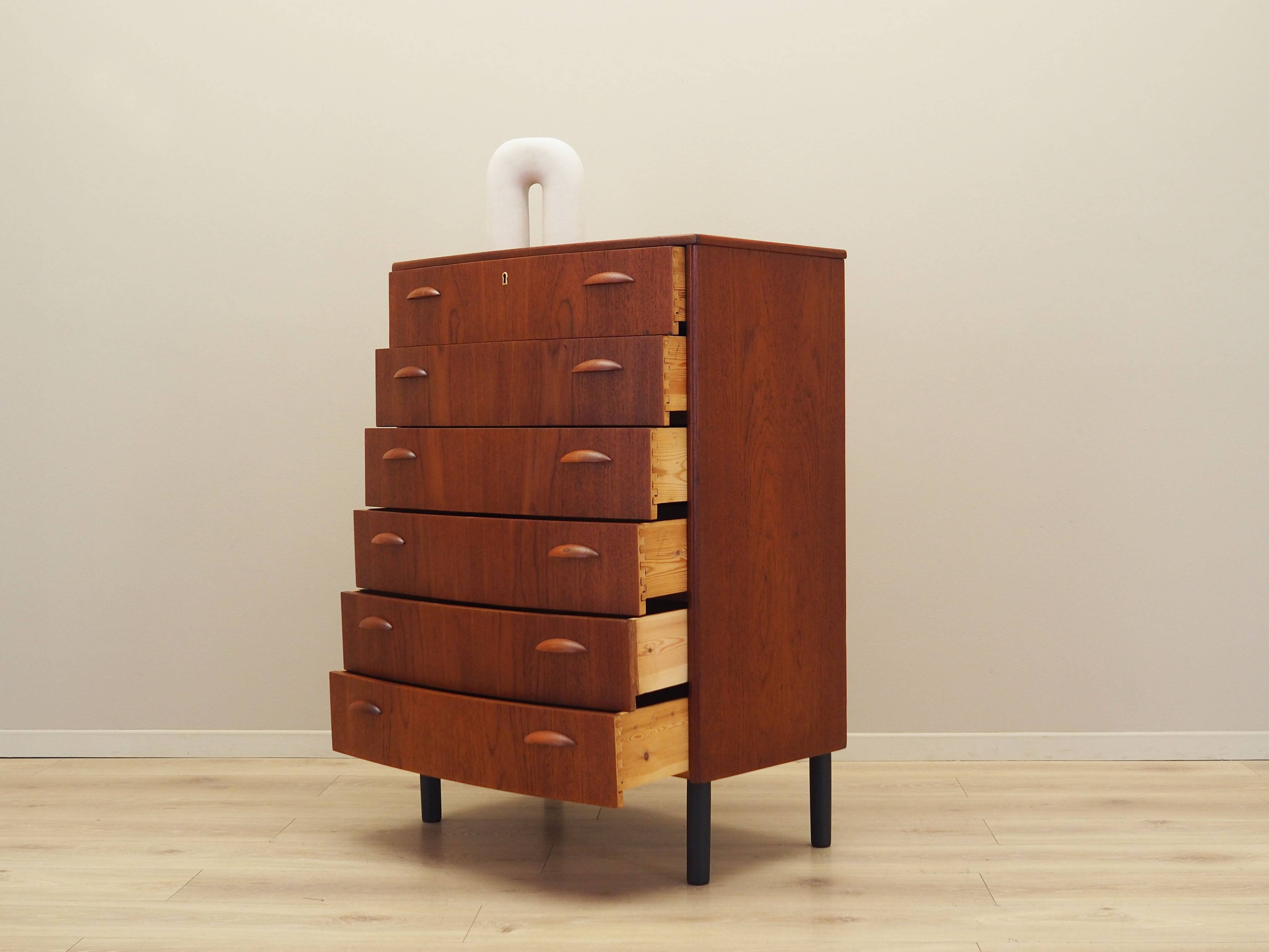 Commode en teck, design danois, années 1970, production : Danemark