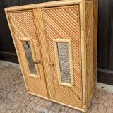 Doll cabinet