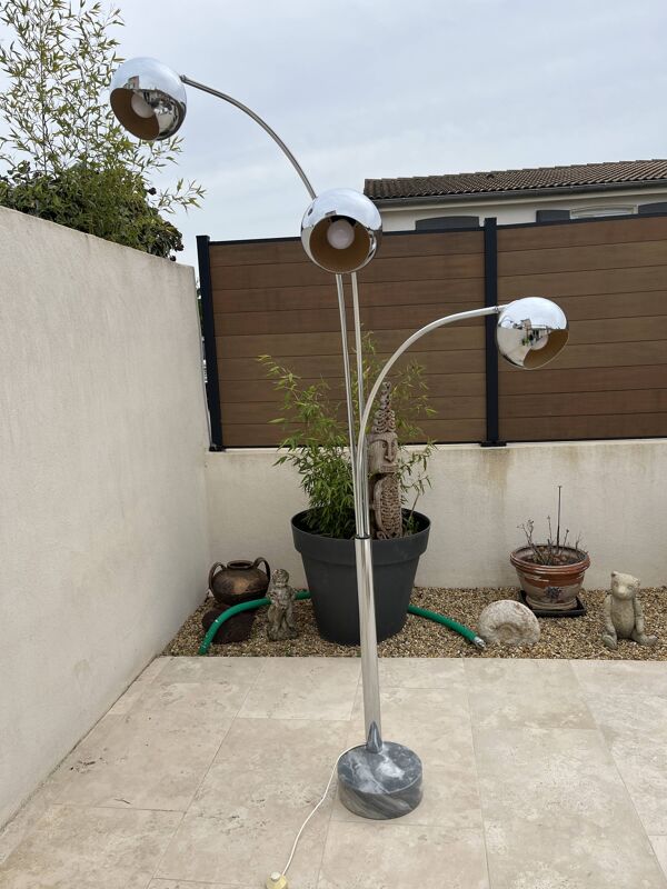 lampadaire muguet design reggiani des années 70