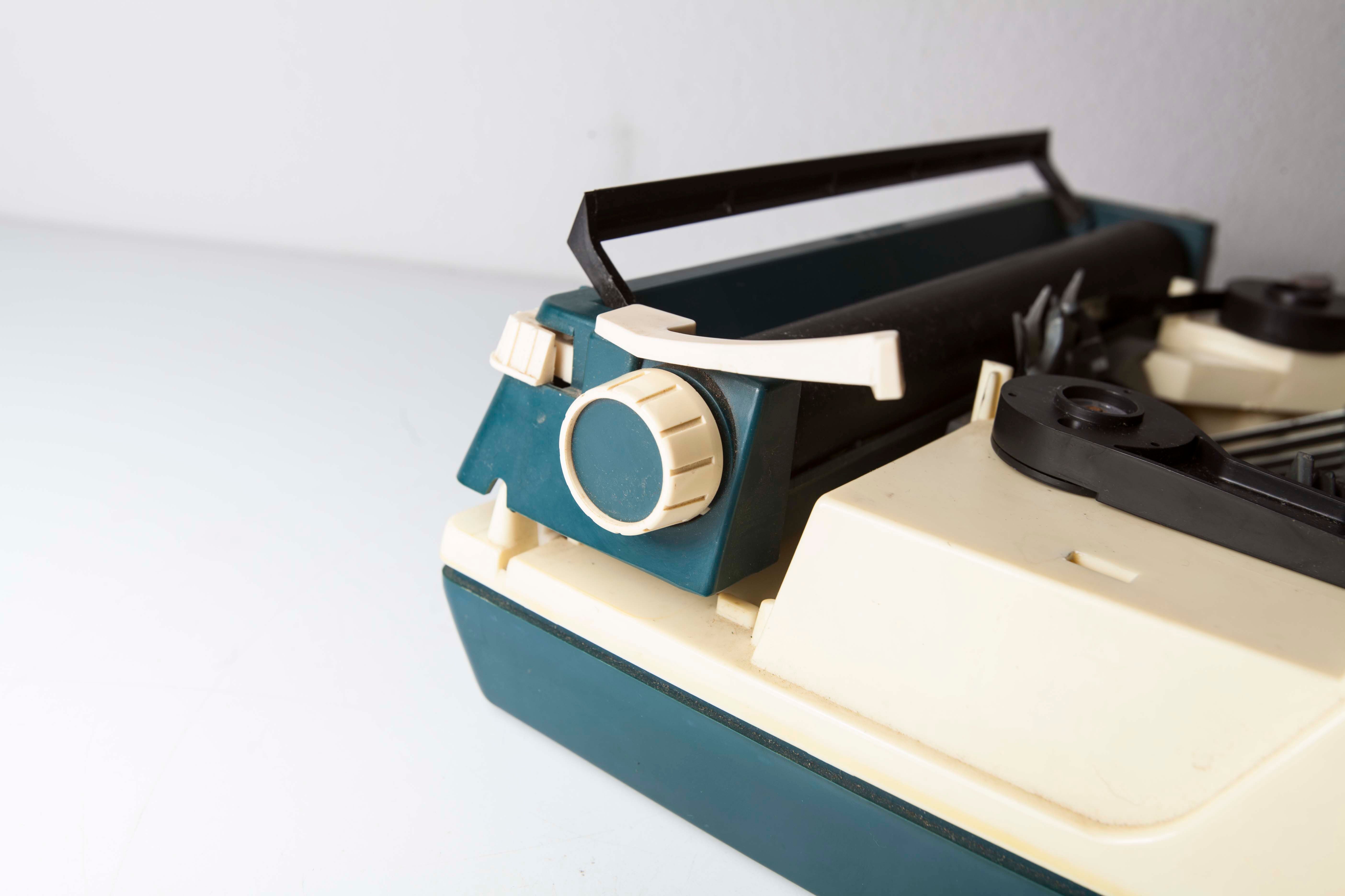 Children's typewriter Petite Europa