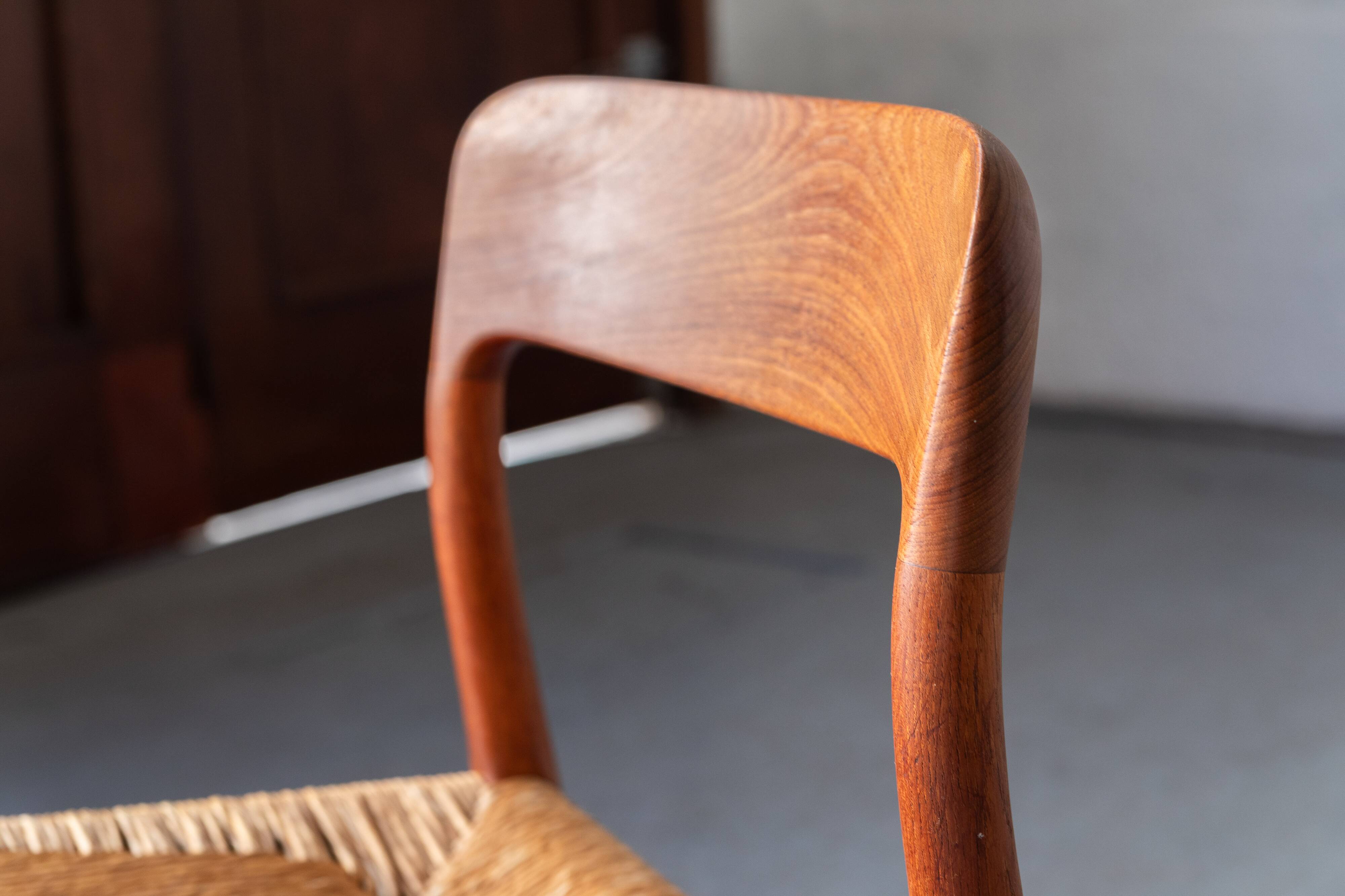 Set of 4 dning chairs 'Model 75' by Niels O. Moller