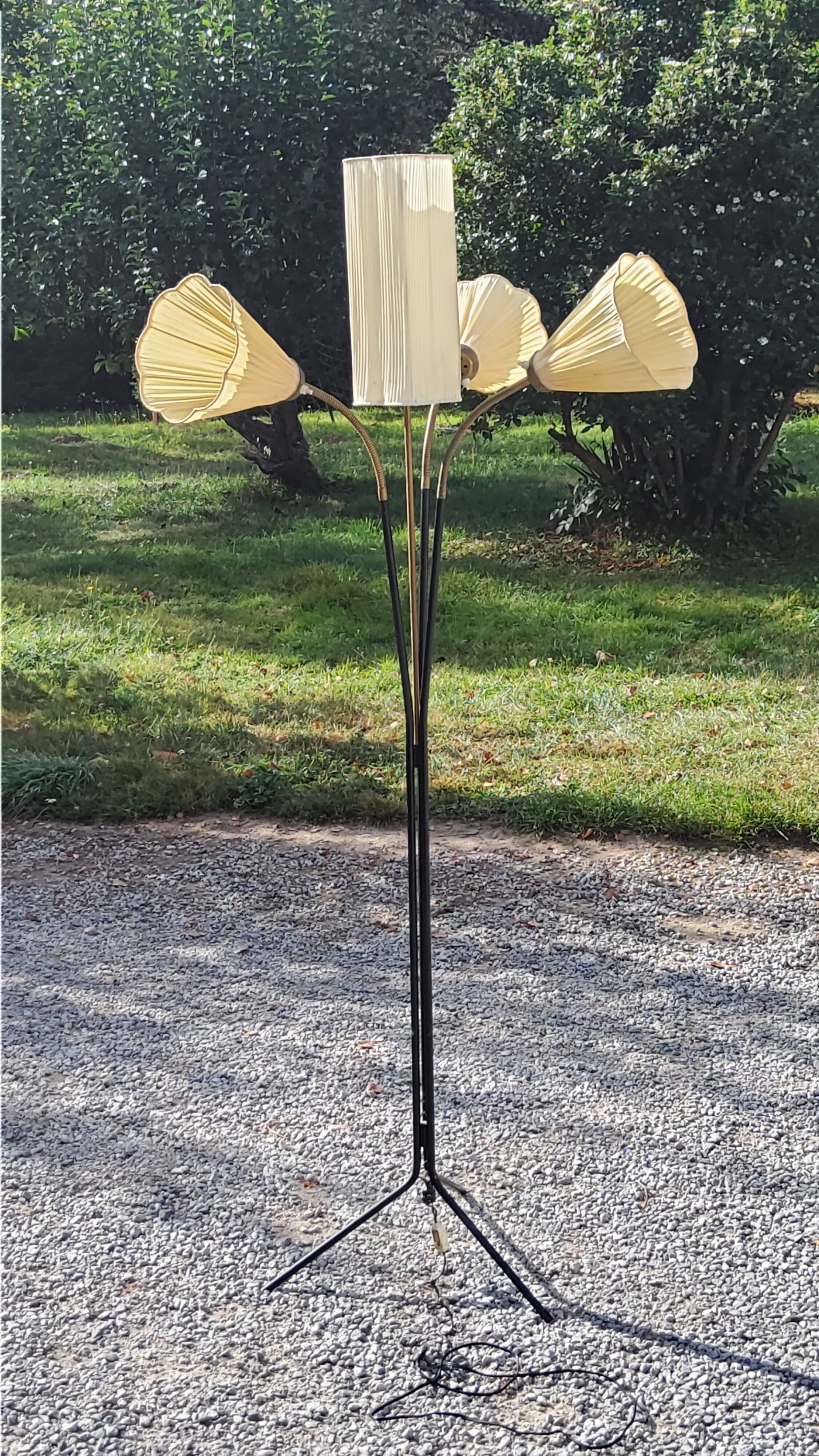 Vintage floor lamp from the 50s in metal and brass 4 flexible lights with tripod base