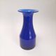 Vase scandinave en opaline bleu cobalt