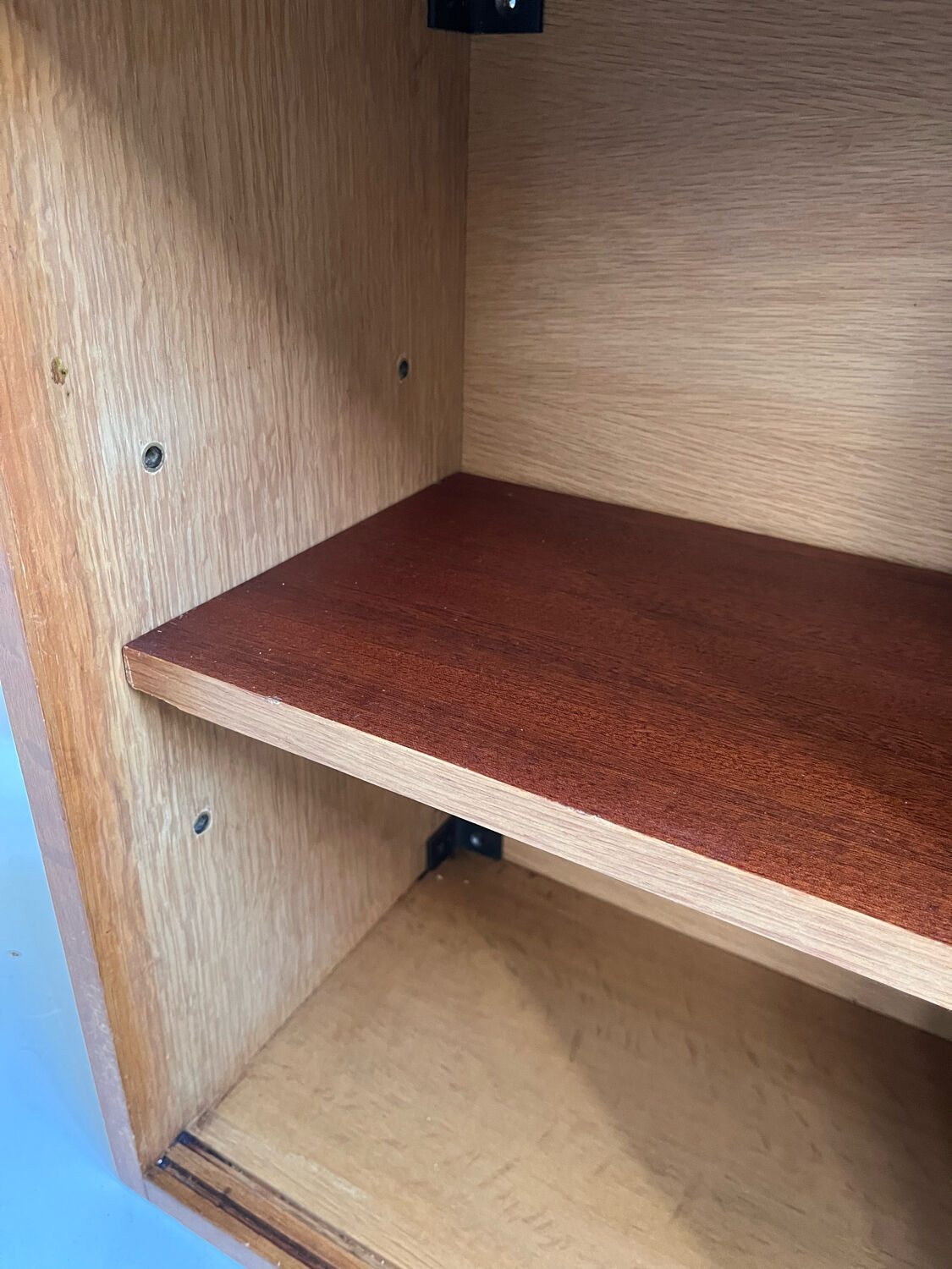 Set of two wooden wall furniture 40/50