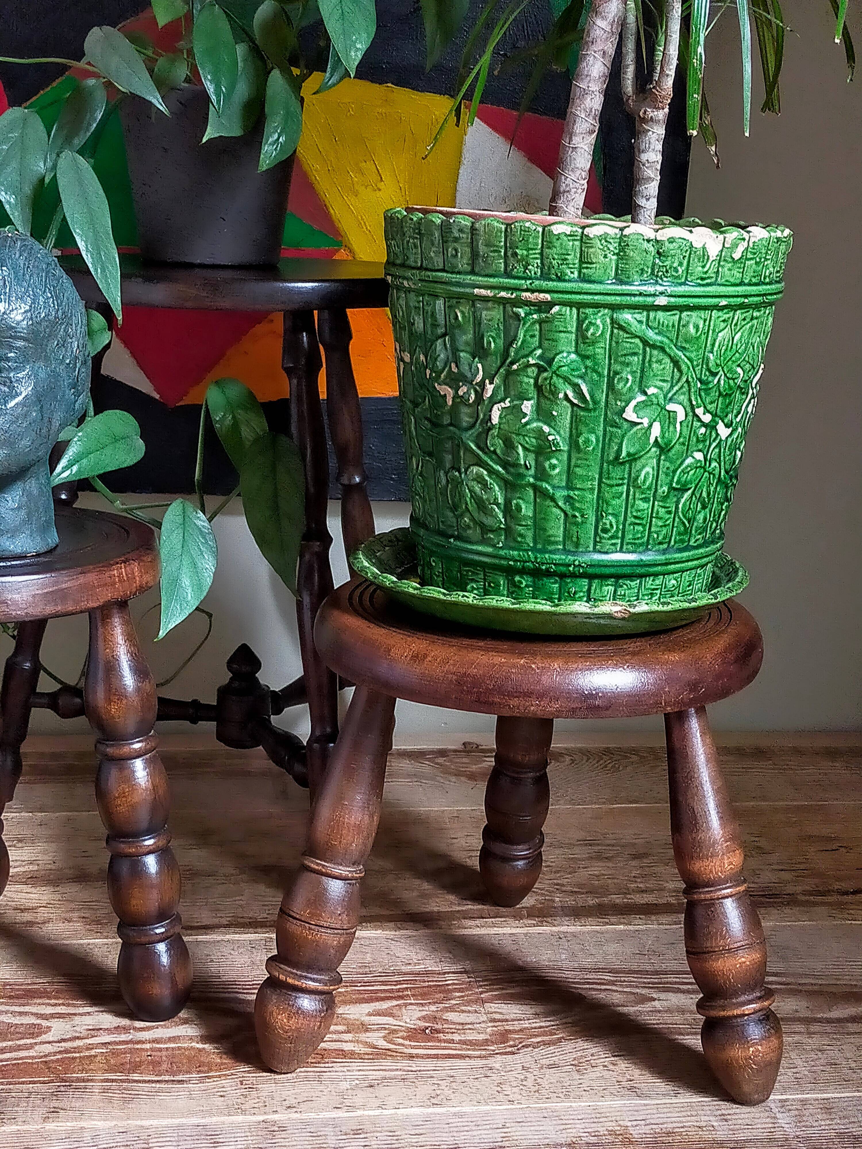 Flower pot and saucer in slip by G. De Bruyn 19th century