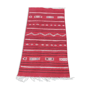 Tapis kilim rouge fait - main