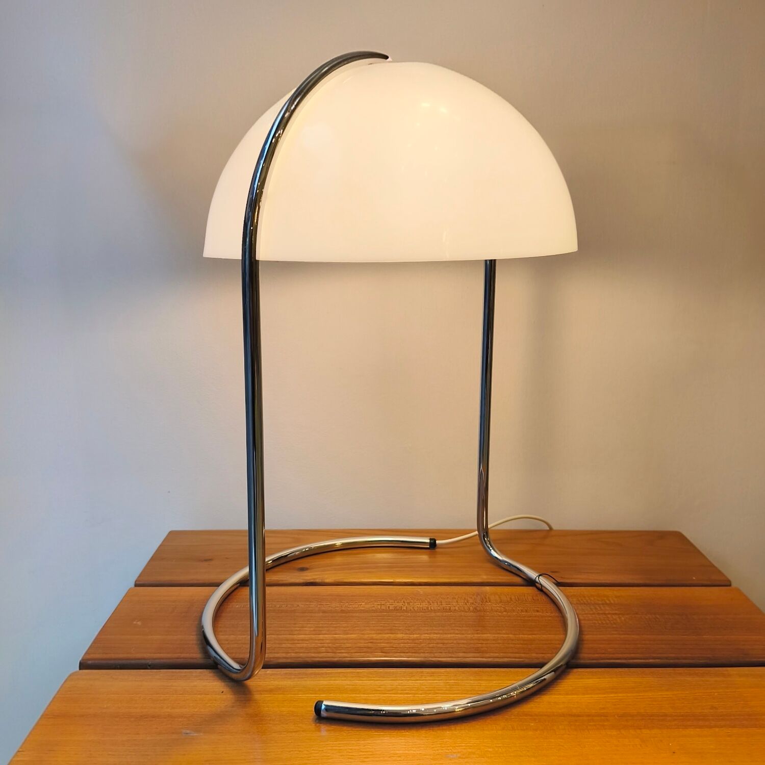 Miri lamp, design by Neal Small, Nessen edition, 1970