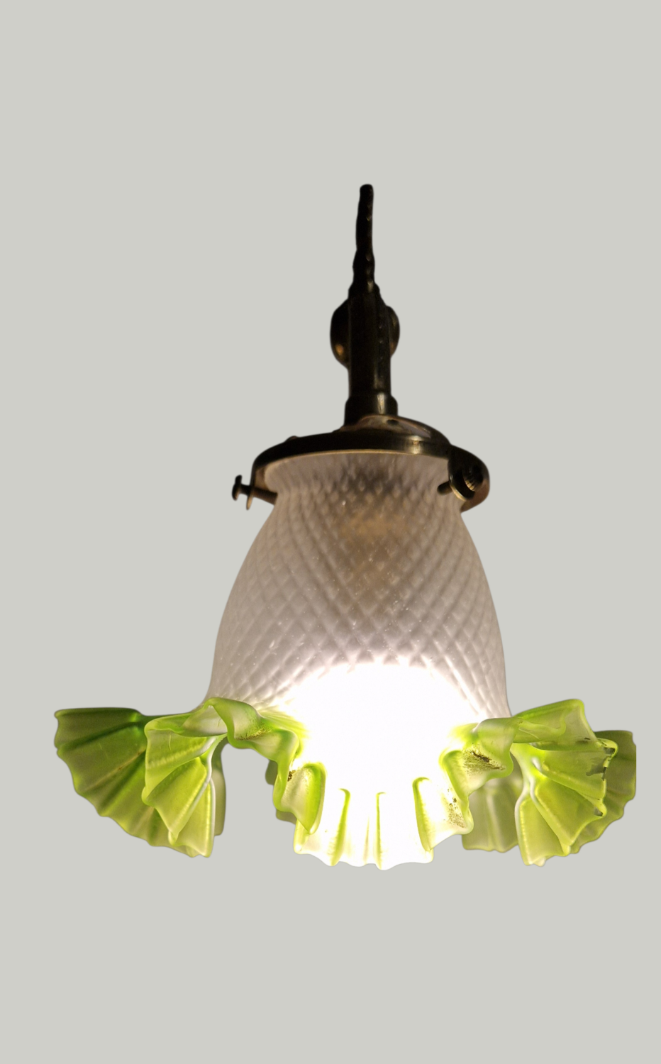 Louis XVI style wall sconce - Chiseled bronze and opaline glass