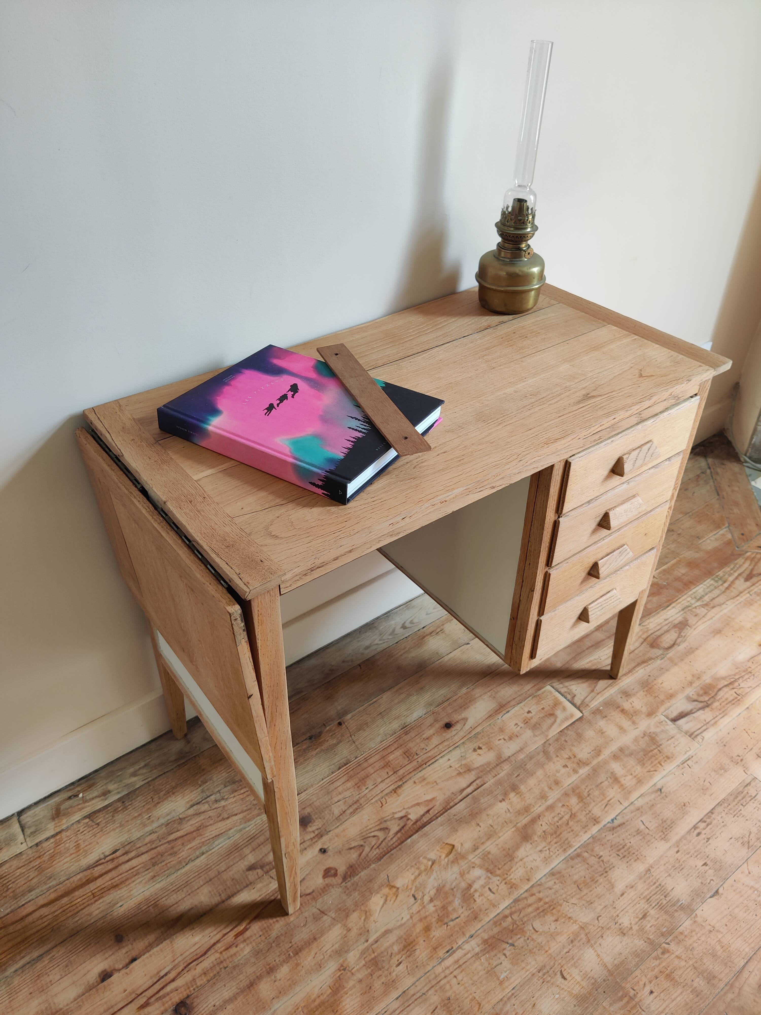 Bureau en bois