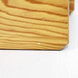 Pine magazine holder