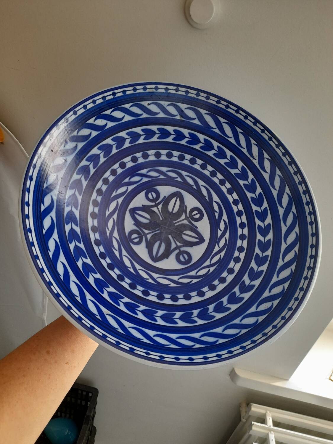 Ernest d'Hossche Boch Keralux standing bowl