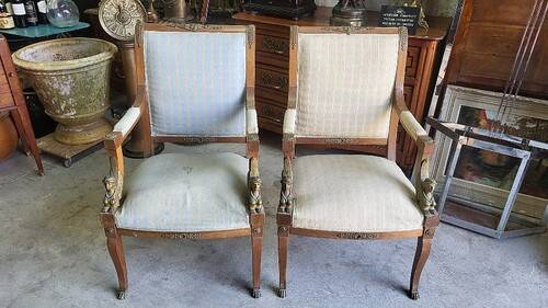 Paire de fauteuils en noyer style Empire retour d'Égypte