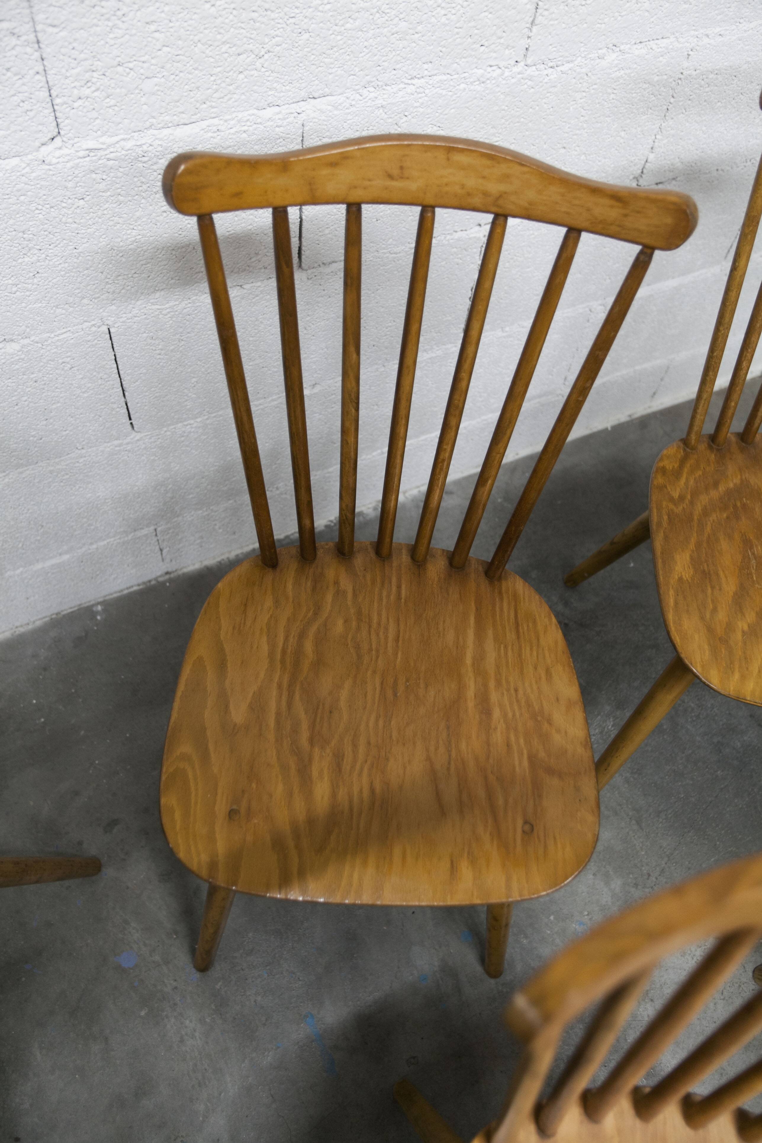 Ensemble de 6 chaises Baumann modèle Menuet