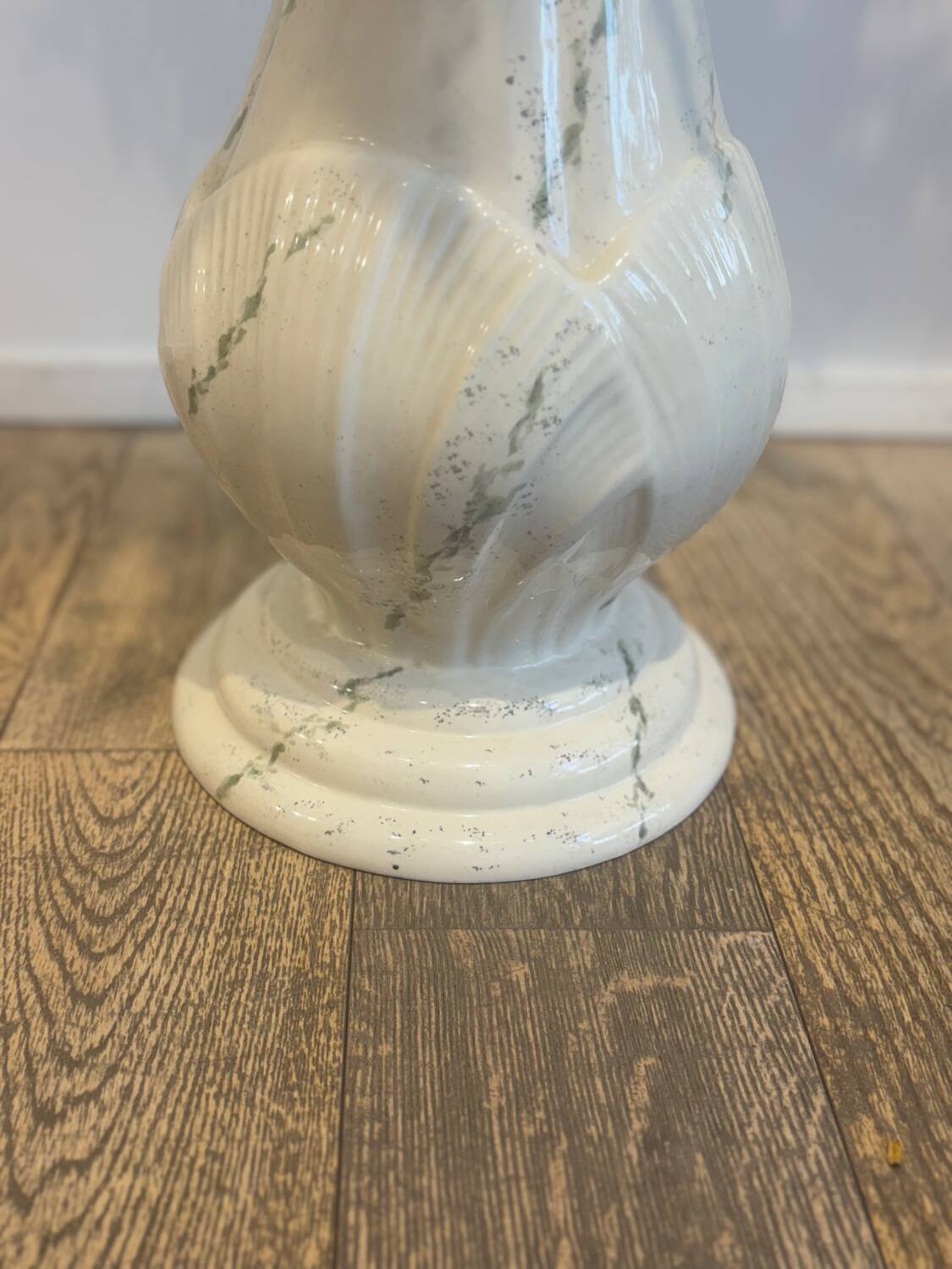 Vintage porcelain planter and column