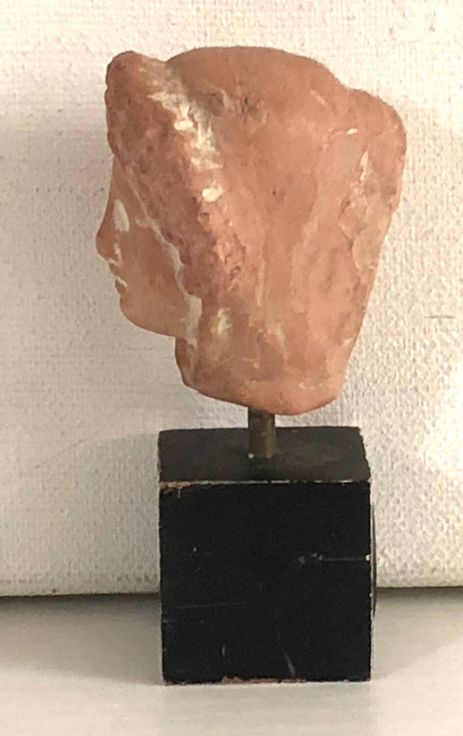 Woman's head in ceramic